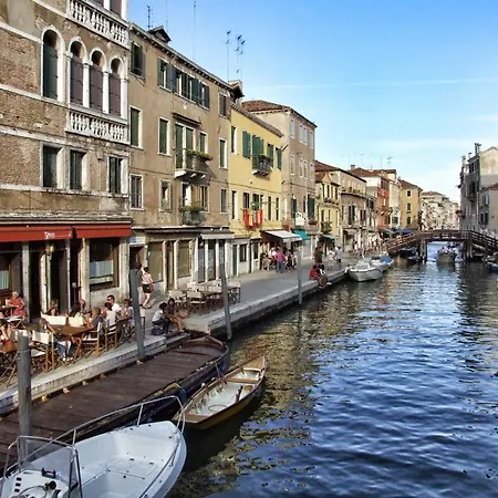 Apartment In Palazzo Storico A Centro *